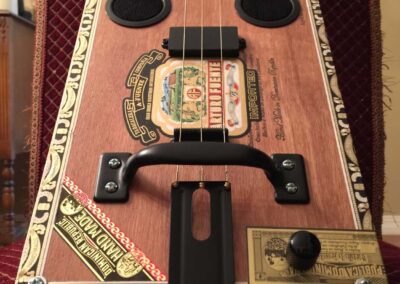 Cigar box guitar